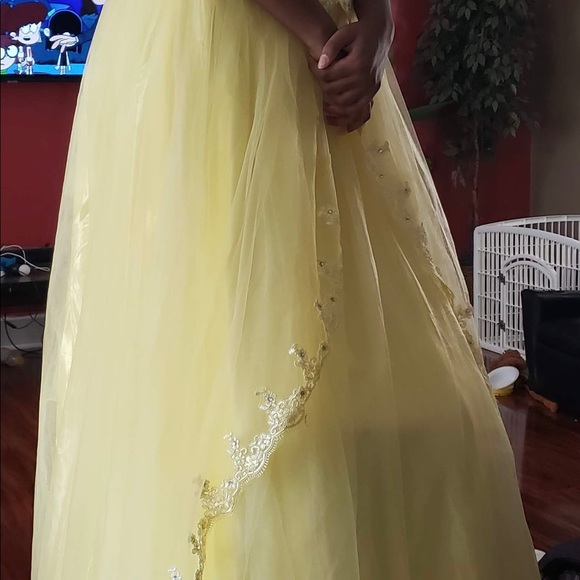 Prom dress - Picture 4 of 4